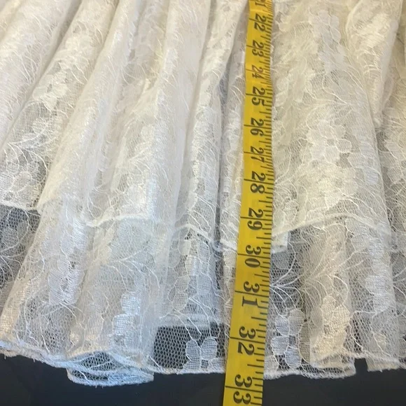 Simply Couture, Baby doll, layered Dress,Lace, with bow tie scarf, White, Medium - Picture 9 of 10